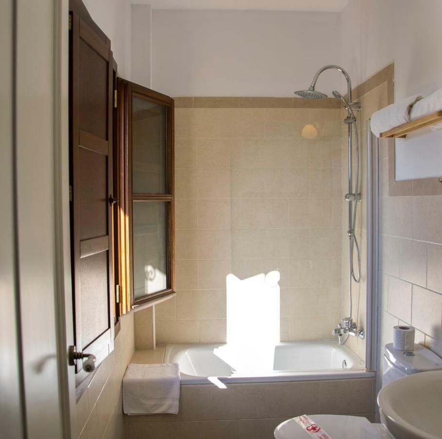 Hotel Mariantonia Chiclana de la Frontera Kültér fotó